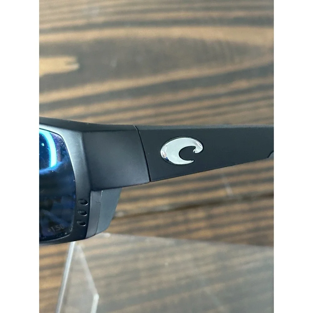 Costa Del Mar Tuna Alley Reader 1.5X Matte Black Frame Blue 580P Sunglasses